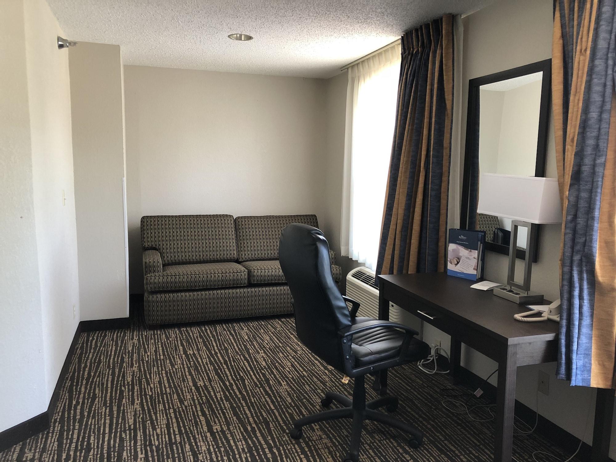 Отель Baymont By Wyndham Washington Экстерьер фото