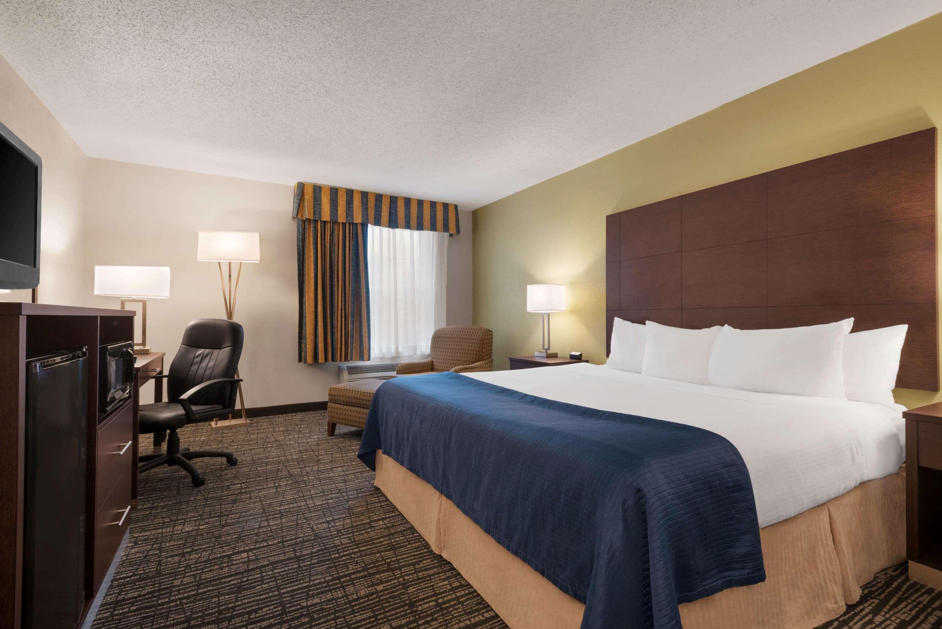 Отель Baymont By Wyndham Washington Экстерьер фото